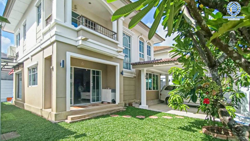 *****บ้านเดี่ยวมือสองย่านกรุงเทพฯ ม.ภัสสร21 พระราม9-วงแหวน เนื้อที่กว้างขวางมากถึงเกือบ 58 ตร.ว. ฟังก์ชันจัดเต็ม 4 ห้องนอน 2 ห้องน้ำ 2 ที่จอดรถ บนทำเลเดินทางง่าย เพียง 15 นาทีก็ถึงรถไฟฟ้าสายแอร์พอร์ตเรลลิงก์ "สถานีลาดกระบัง" ใกล้สนามบินสุวรรณภูมิ และทางด่วน "มอเตอร์เวย์"